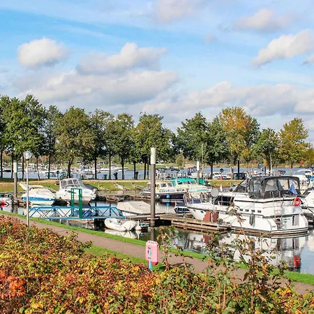 Dom wakacyjny Piękny Dom Z 2 Sypialniami W Afferden (Limburg)