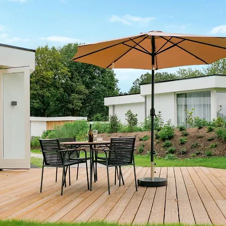 Сasa de vacaciones 2 Bedroom Pet Friendly In *