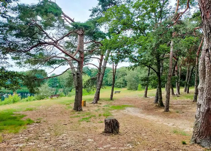 Holiday home 2 Bedroom Pet Friendly In